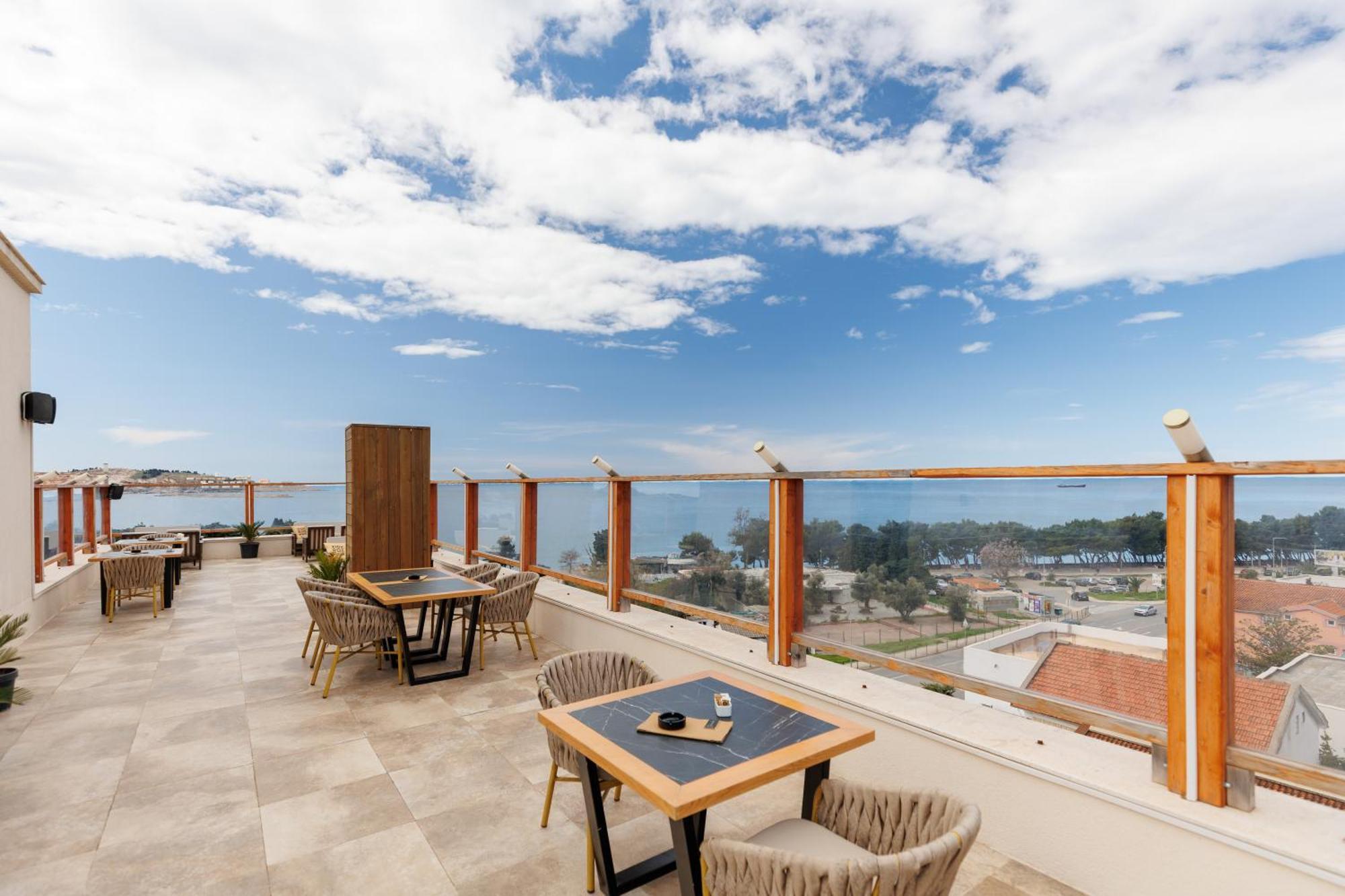 Xio Apartments Bar Exterior photo